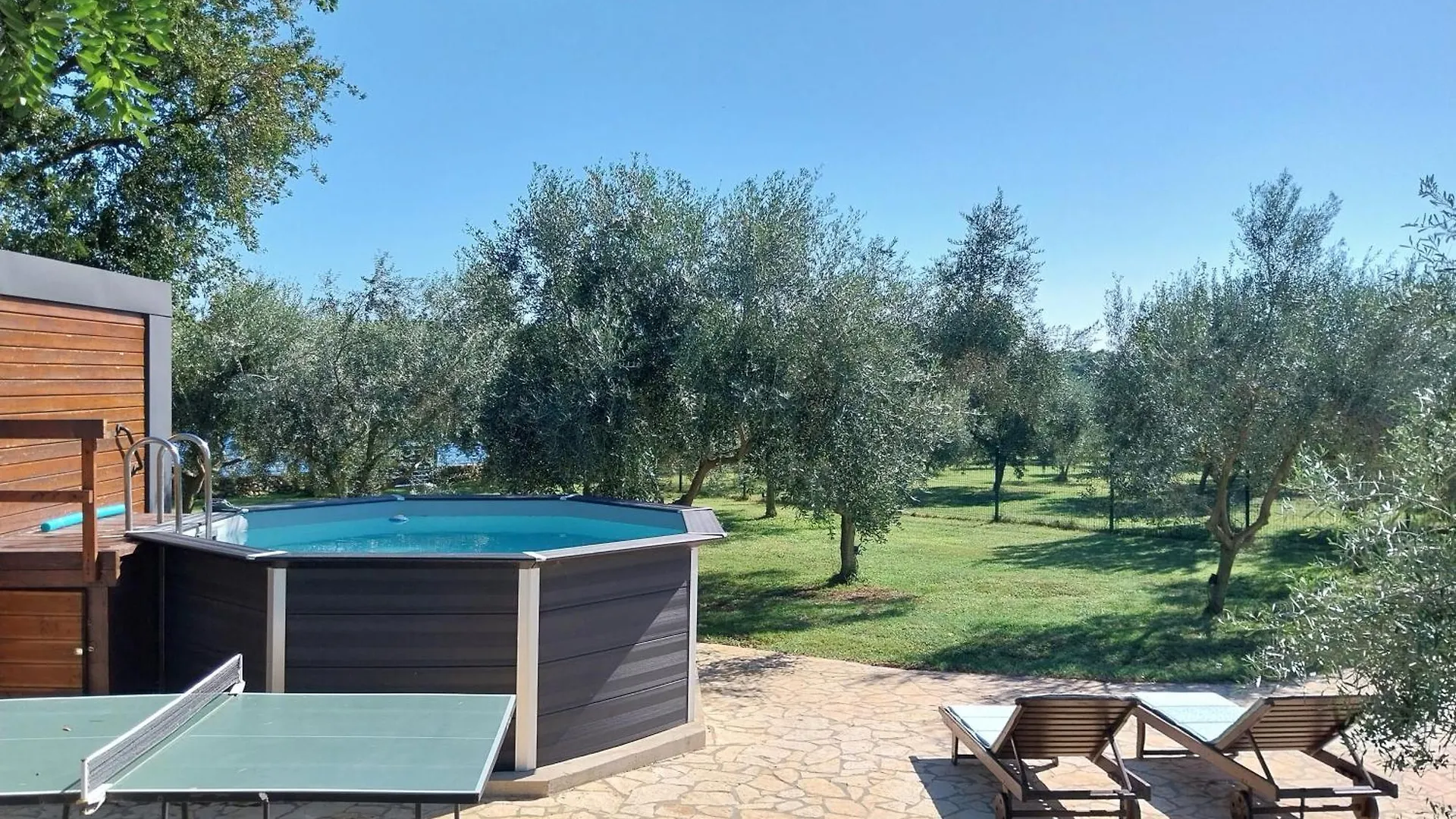Strandhaus Ive: Beachfront Oasis with Whirlpool and Olive Grove Pula Croatia
